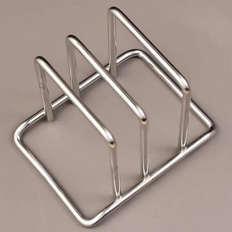 Support de planche à découper en acier inoxydable en situation dans la cuisine