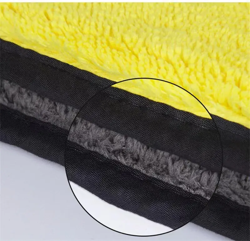 Serviette microfibre pour un entretien automobile premium