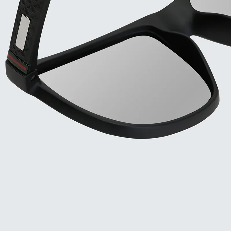 Lunettes de soleil carrées, sensation de confort