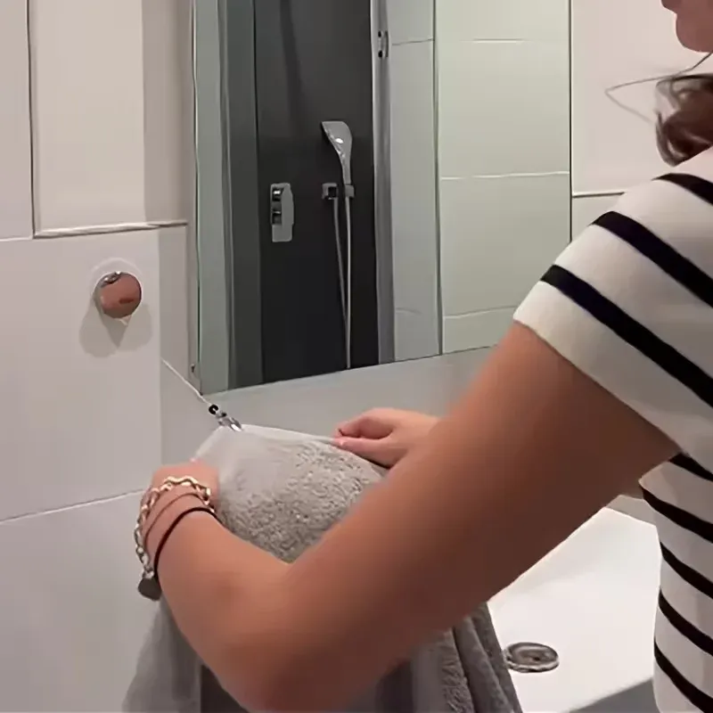Porte-serviettes rétractable à rappel automatique, fixation murale adhésive sans perçage, pince robuste 2