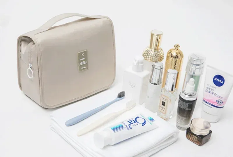 Trousse de maquillage ouverte