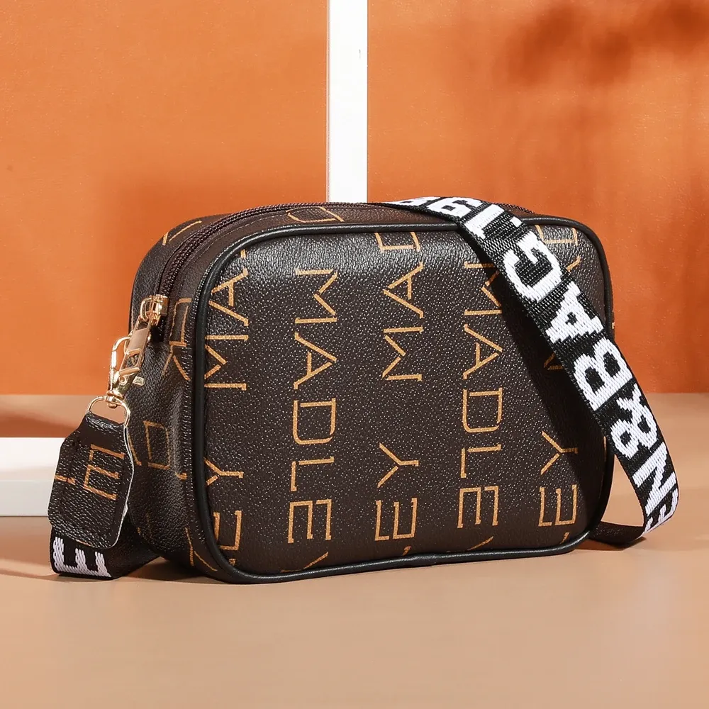 Petit sac à bandoulière multifonctionnel pour femme, idéal au quotidien et en voyage 2
