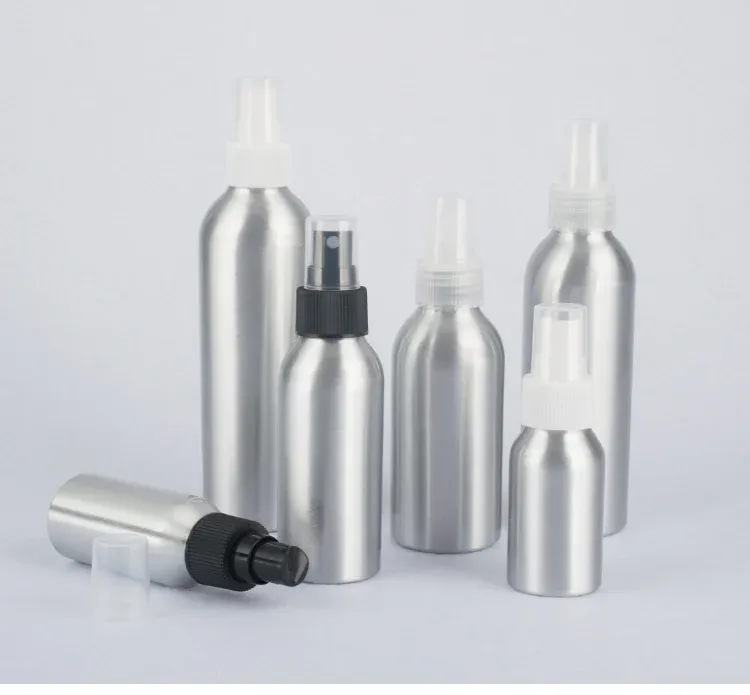 Flacon rechargeable en situation d'utilisation