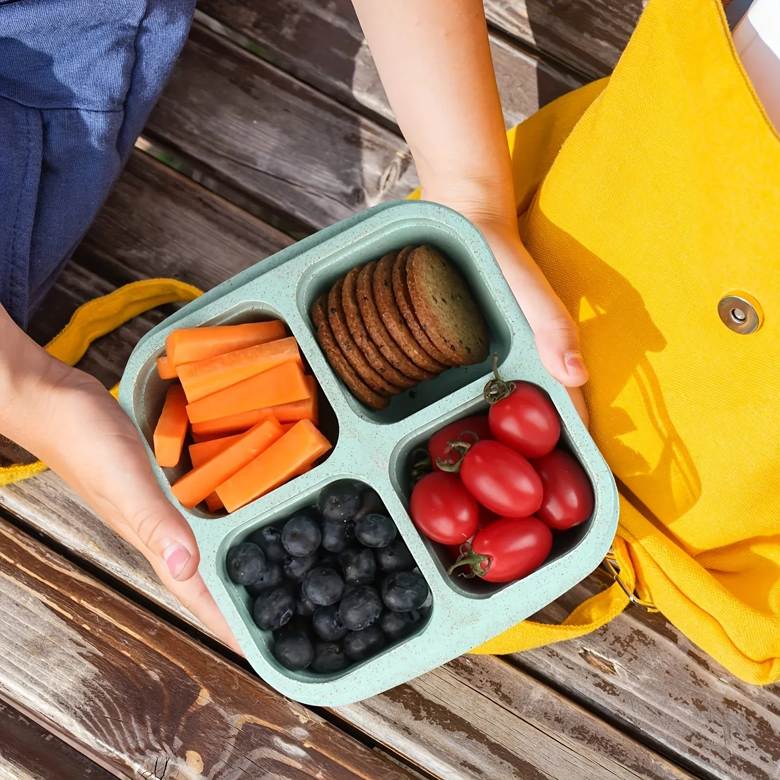 Détail de la finition et du couvercle de la boîte à Bento