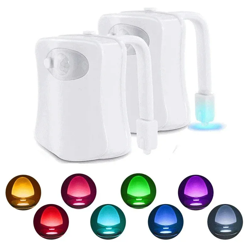 Veilleuse LED RGB dans une salle de bain