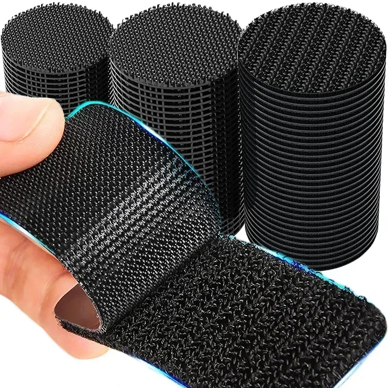 Fixation auto-adhésive pour tapis de voiture