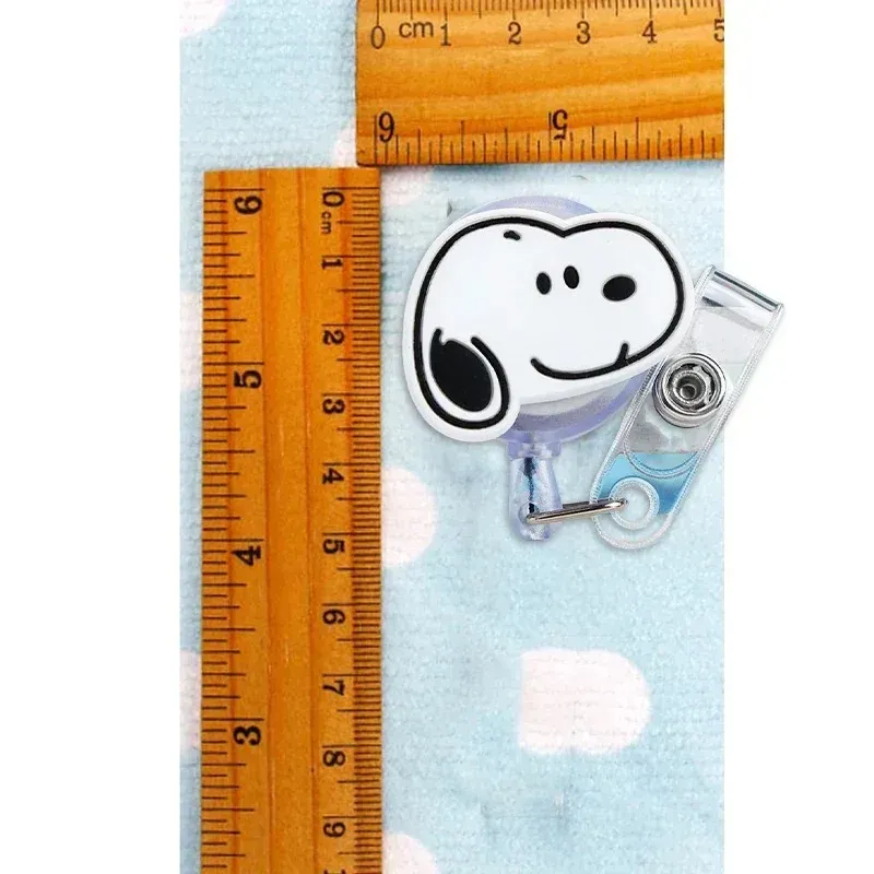 Porte-badge rétractable Snoopy avec cordon pour étudiants 4