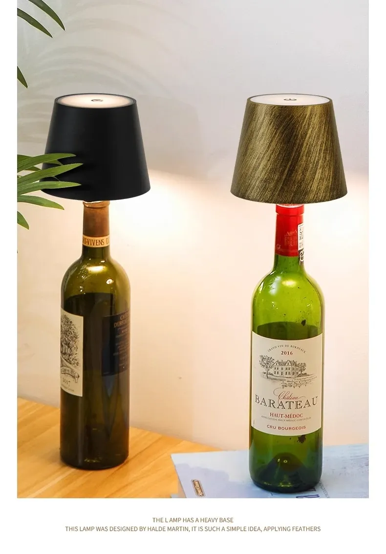 Lampe LED bouteille en contexte lifestyle