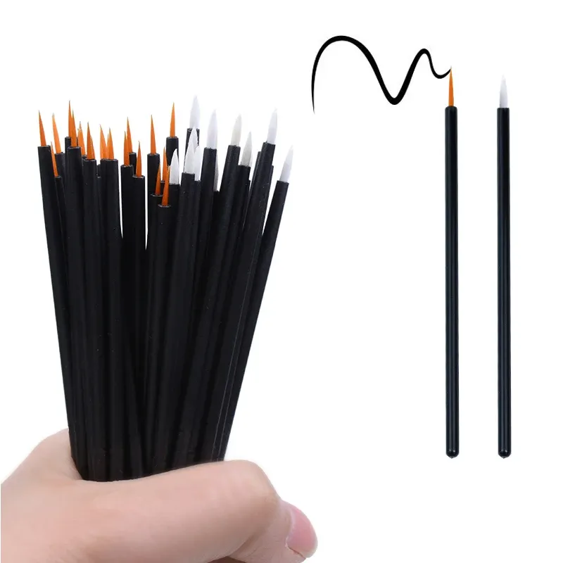 Brosse jetable pour Nail Art, création