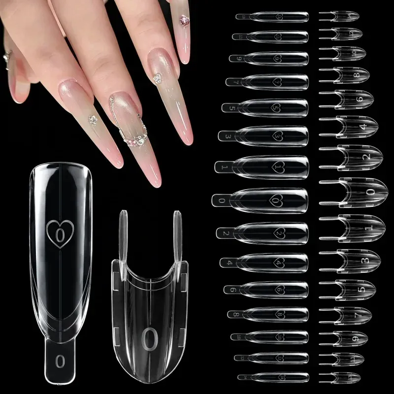 Détail des formes fusée pour extension d'ongles