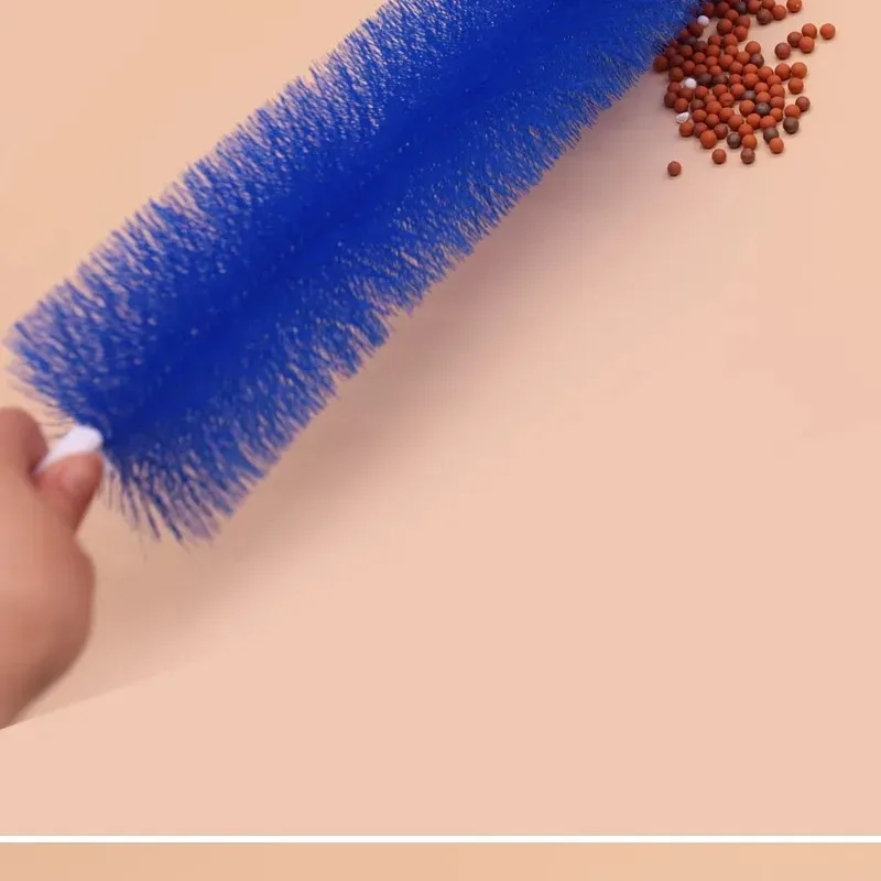 Brosse de nettoyage dans une cuisine
