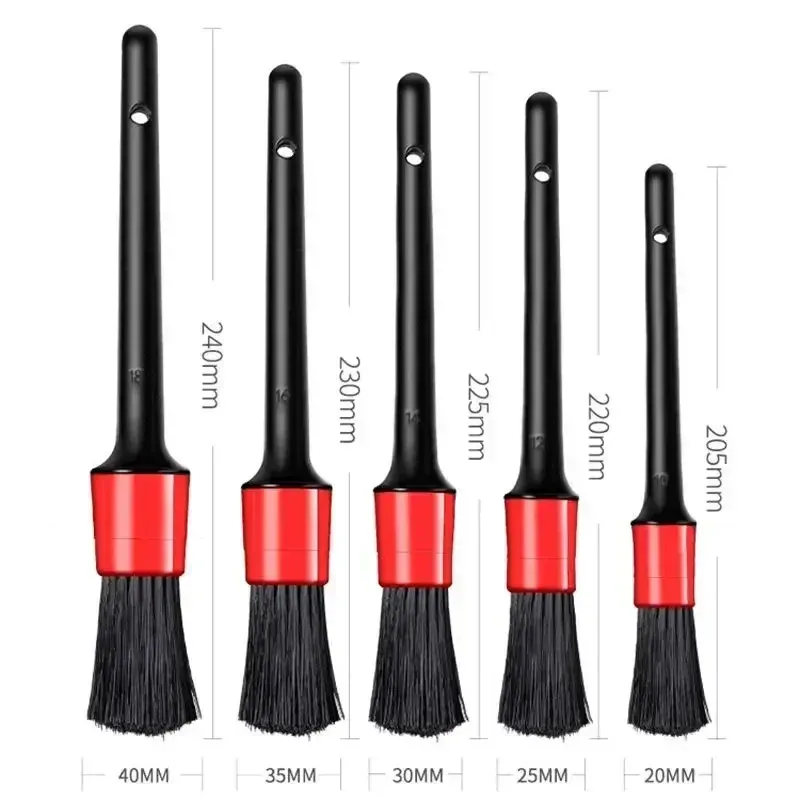Détail des brosses pour nettoyage automobile