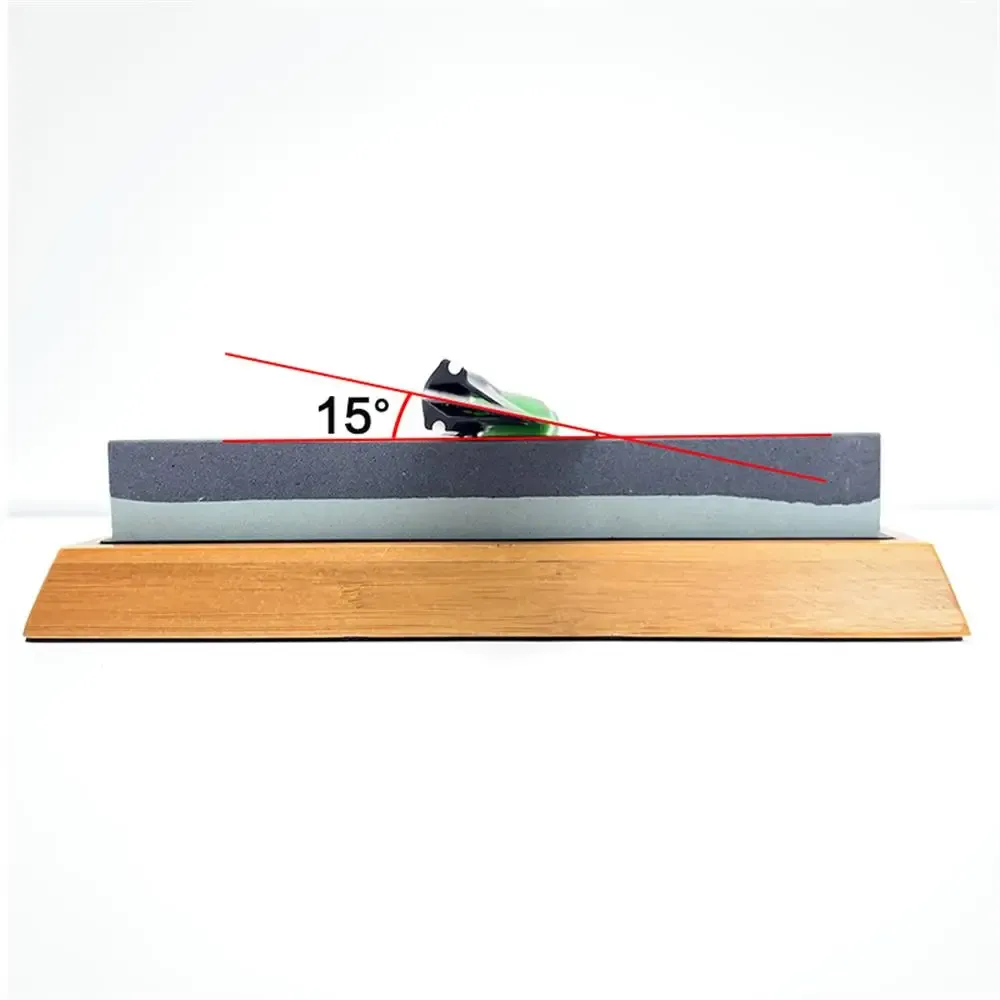 Détail du guide d'angle en plastique