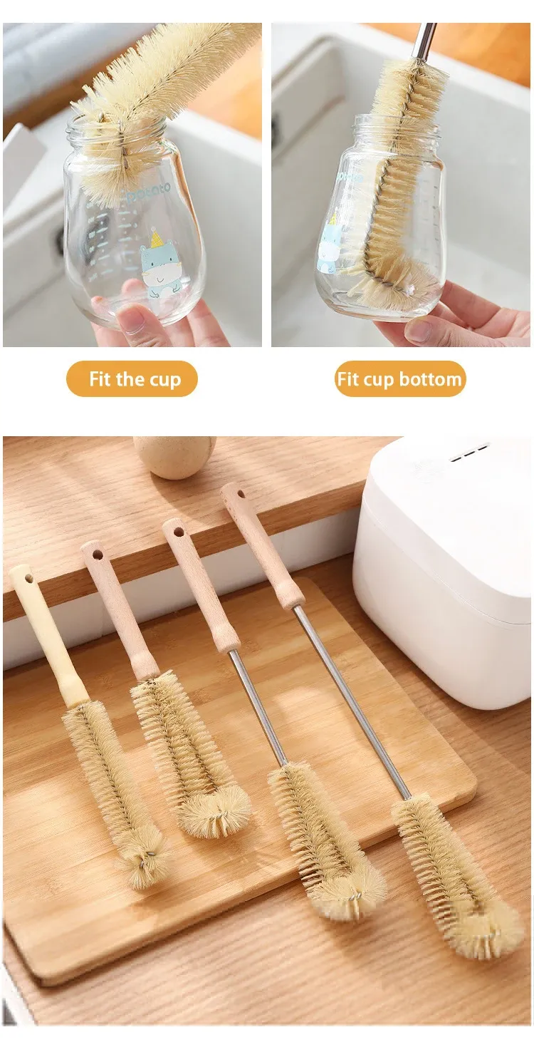 Brosse de nettoyage pour verres et bouteilles en gros plan