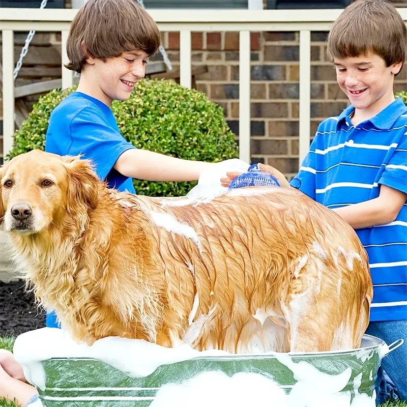 Brosse de bain en silicone pour chien avec poignée circulaire réglable 3