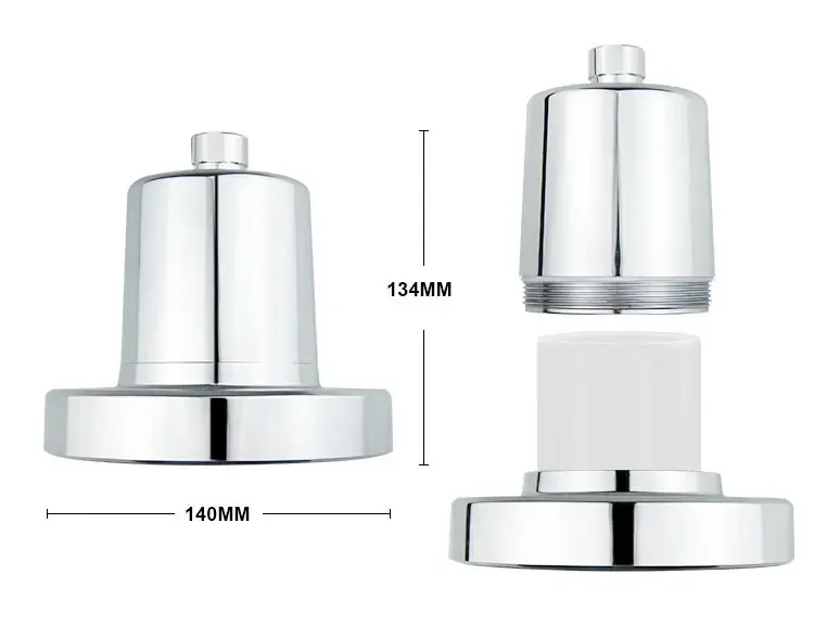 Pommeau de douche filtrant dans un intérieur contemporain