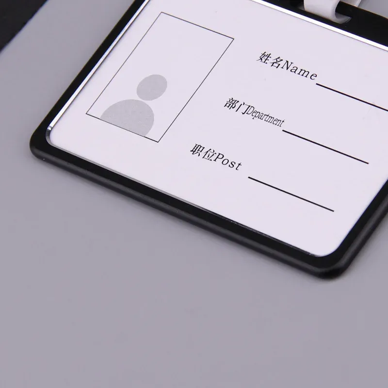 Porte-badge rétractable, mise en situation