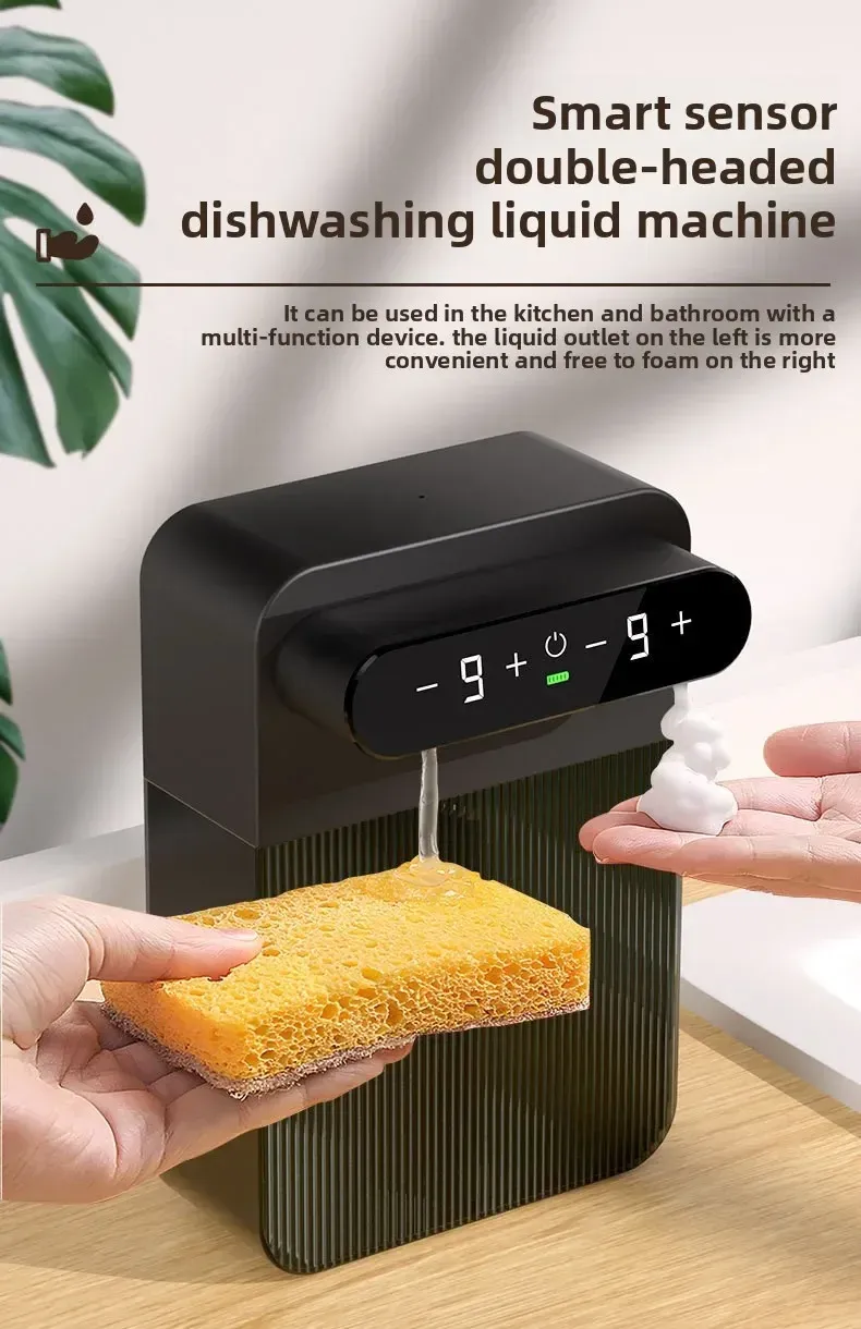 Distributeur de savon moussant automatique sans contact installé dans une salle de bain moderne