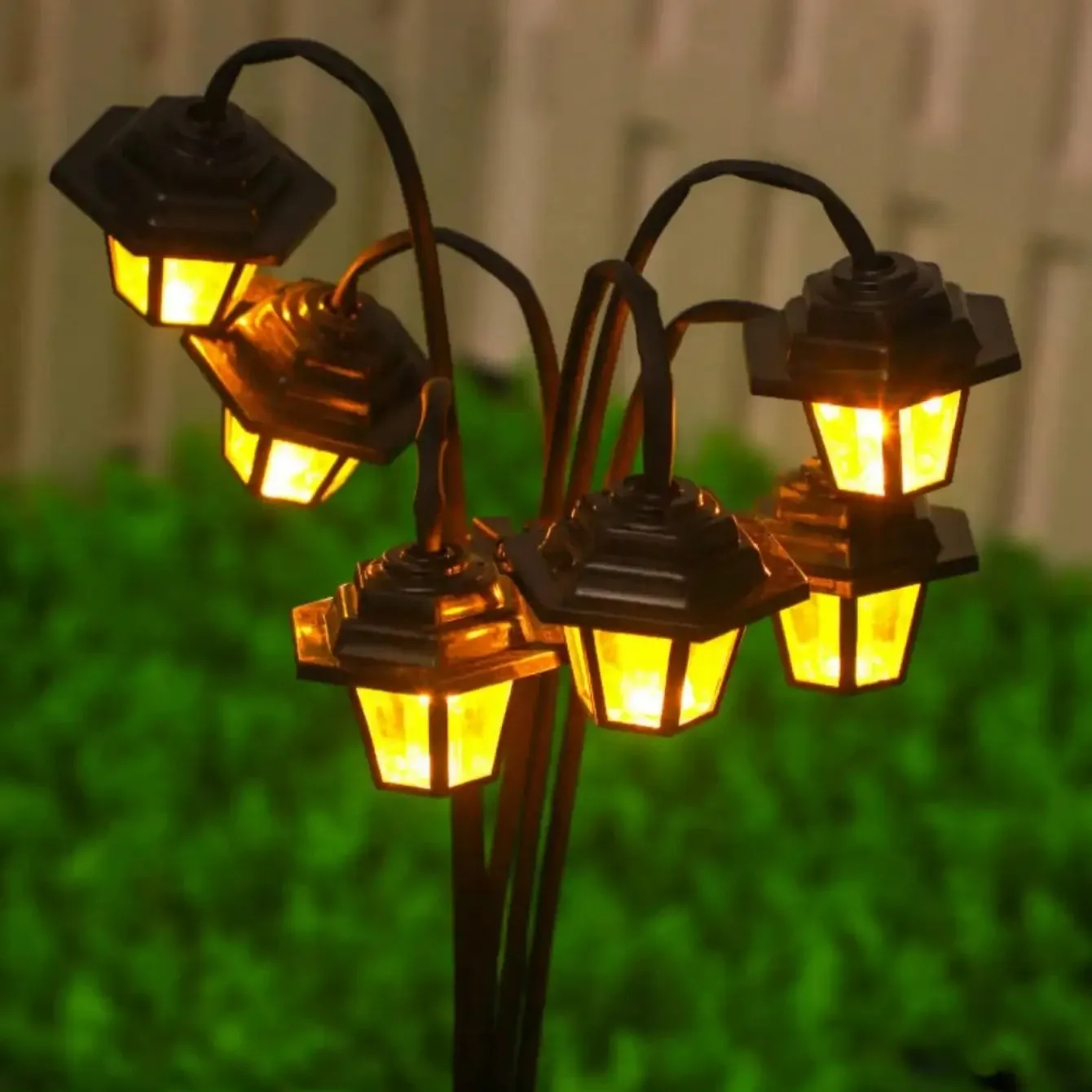 Lanterne solaire rétro à 6 LED pour jardin et cour