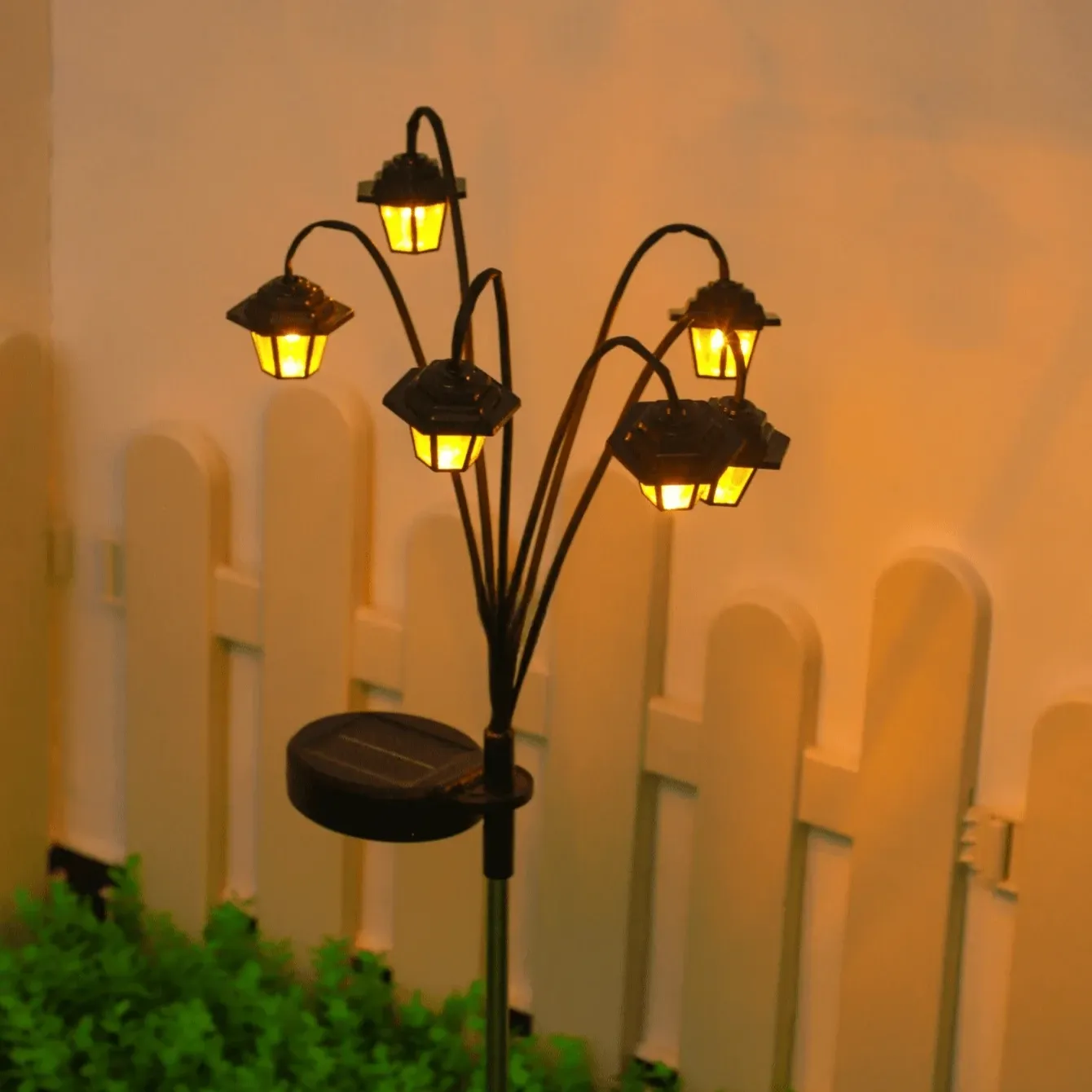 Lanterne solaire rétro à 6 LED pour jardin et cour 6