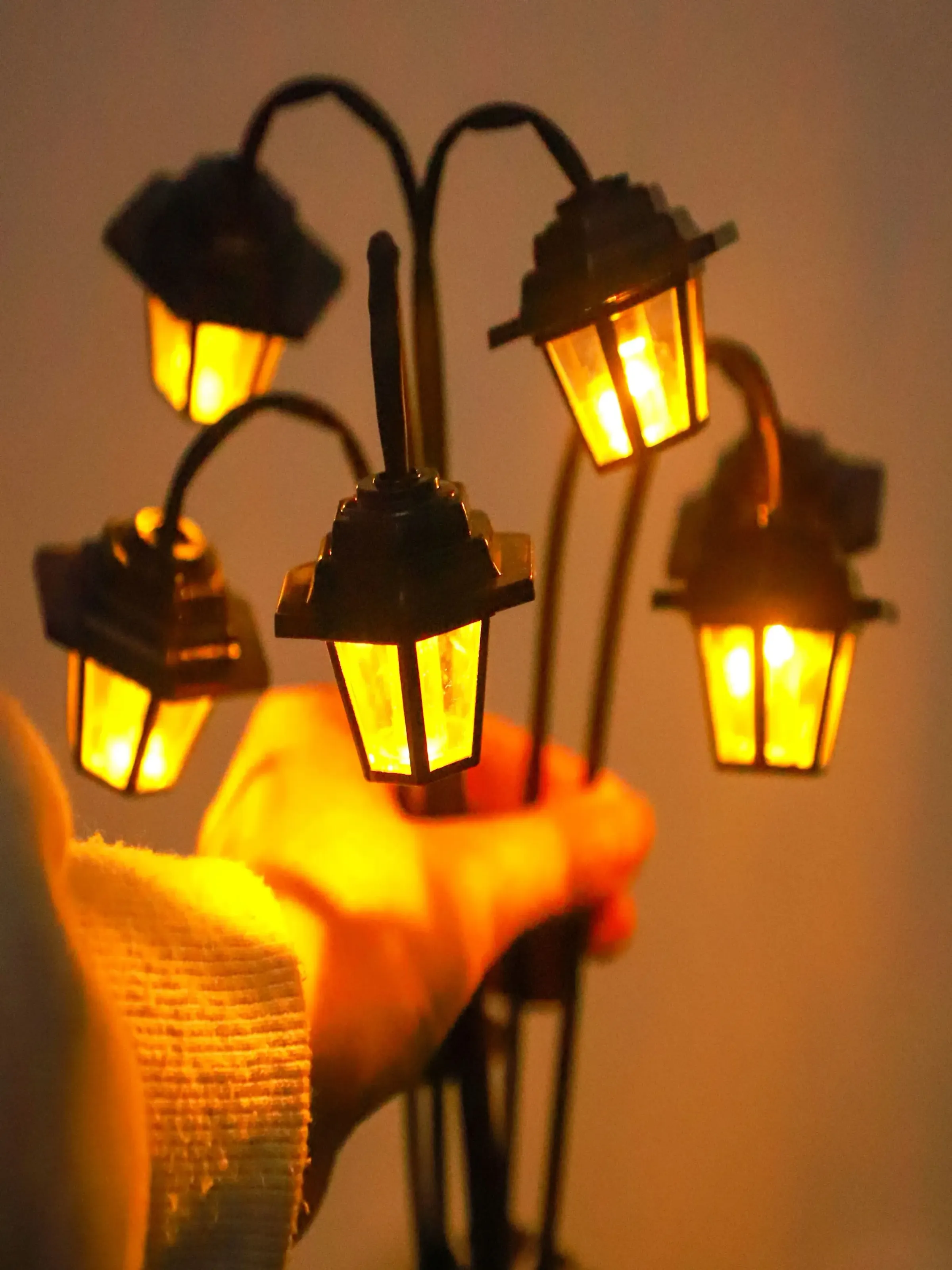 Lanterne solaire rétro à 6 LED pour jardin et cour 7