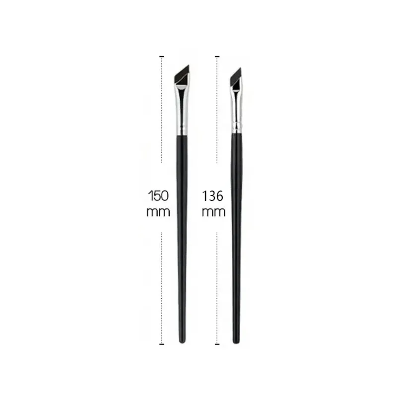 Brosse Eyeliner, détail de la lame