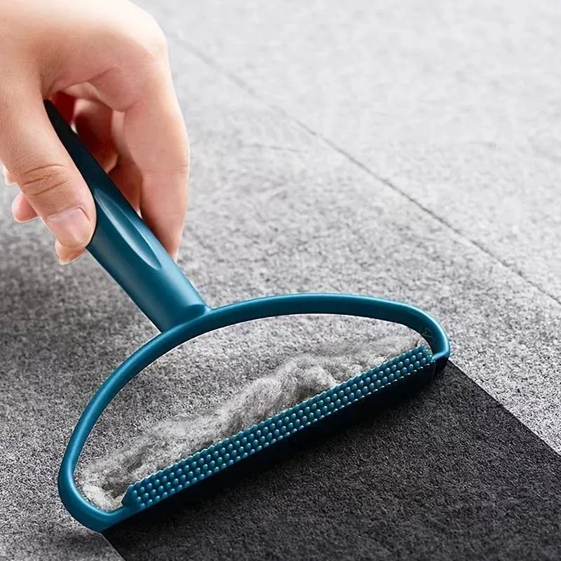 Dissolvant de peluches portable pour animaux de compagnie : nettoyeur de peluches pour tapis, sièges de voiture, couvertures, vêtements et meubles - Image 1