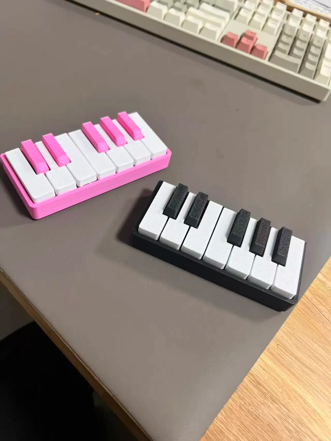 Clavier de piano imprimé en 3D, vue détaillée