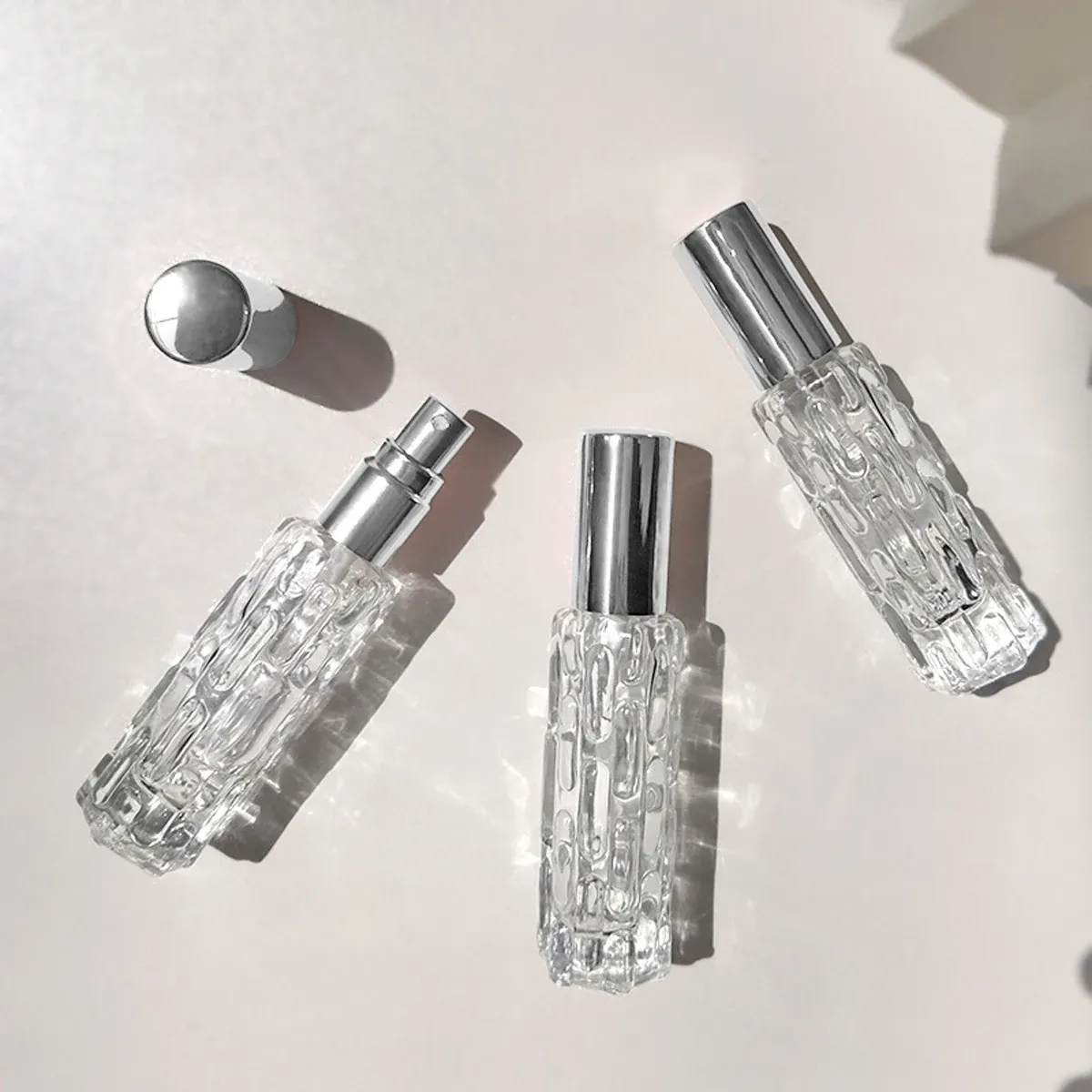 Flacon vaporisateur de parfum en verre de 10 ml à tête en aluminium, rechargeable, vide, lot de 1 5