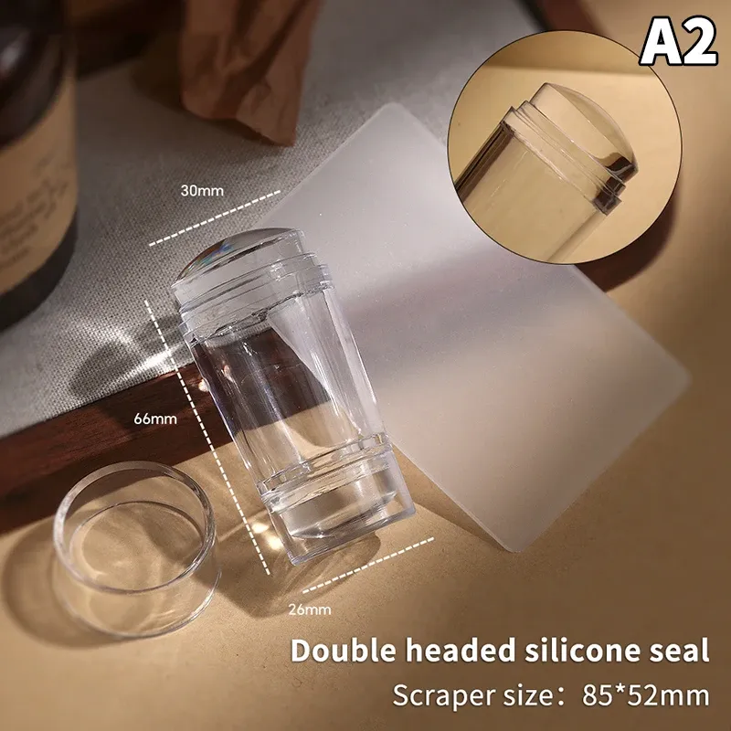 Kit de stamping nail art en silicone transparent, comprenant plaques de stamping, pochoirs et grattoir 18