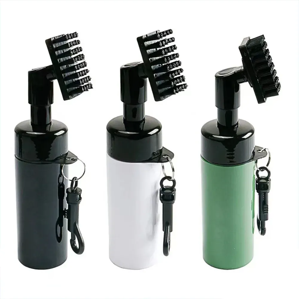 Brosse de nettoyage pour club de golf en situation