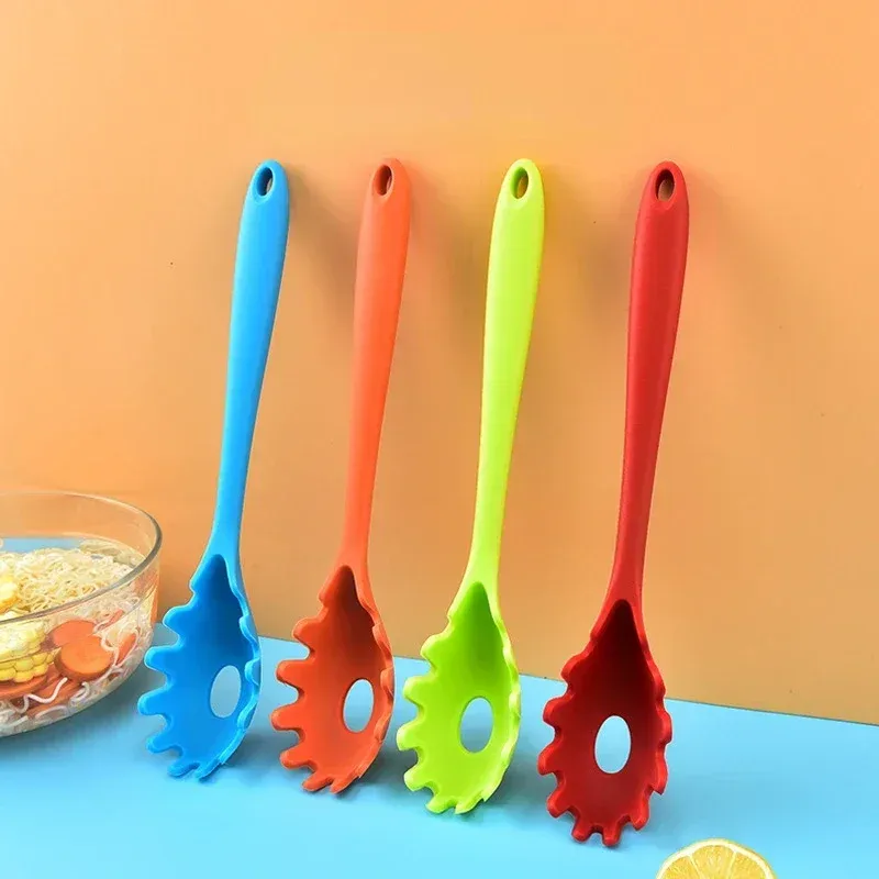 Passoire à pâtes et nouilles en silicone, cuillère à spaghetti à long manche, cuillère à nouilles, cuillère à fentes, passoire de vidange en nylon, gadget de cuisine 2