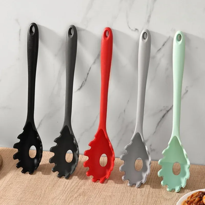 Passoire à pâtes et nouilles en silicone, cuillère à spaghetti à long manche, cuillère à nouilles, cuillère à fentes, passoire de vidange en nylon, gadget de cuisine - Image 1