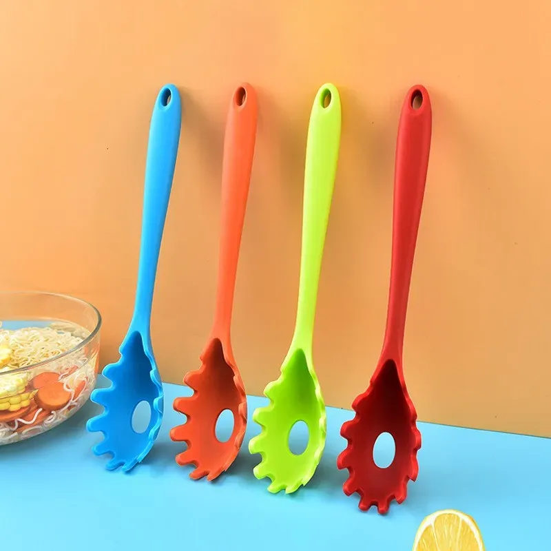 Passoire à pâtes en silicone, design ergonomique
