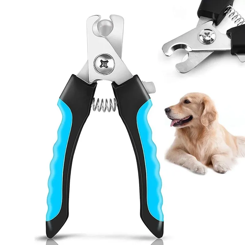 Coupe-ongles pour animaux de compagnie en utilisation