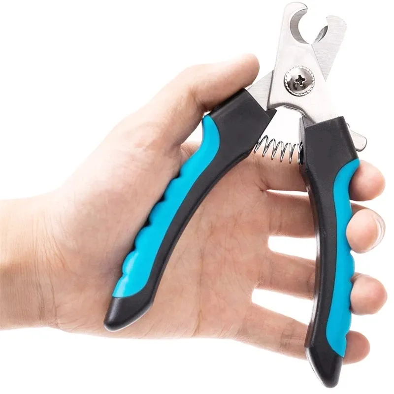 Coupe-ongles à utiliser à domicile