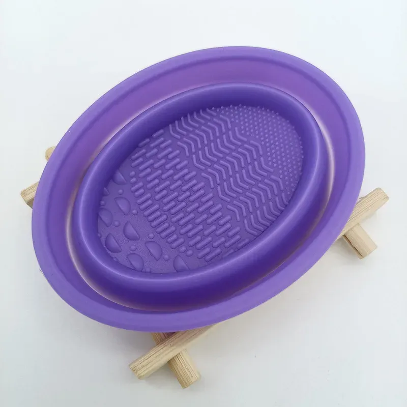 Nettoyeur de pinceaux de maquillage pliable en silicone souple 11