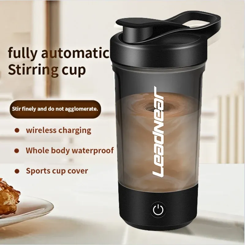 Shaker électrique, design translucide en verre givré