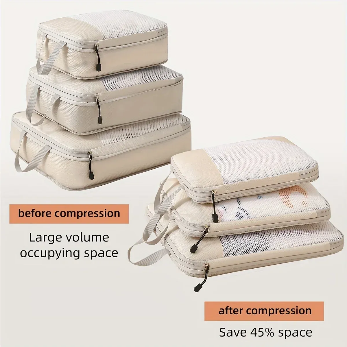 Cubes de compression organisant les essentiels de voyage