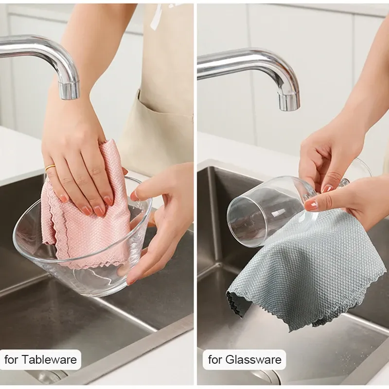 Chiffon microfibre en situation d'utilisation