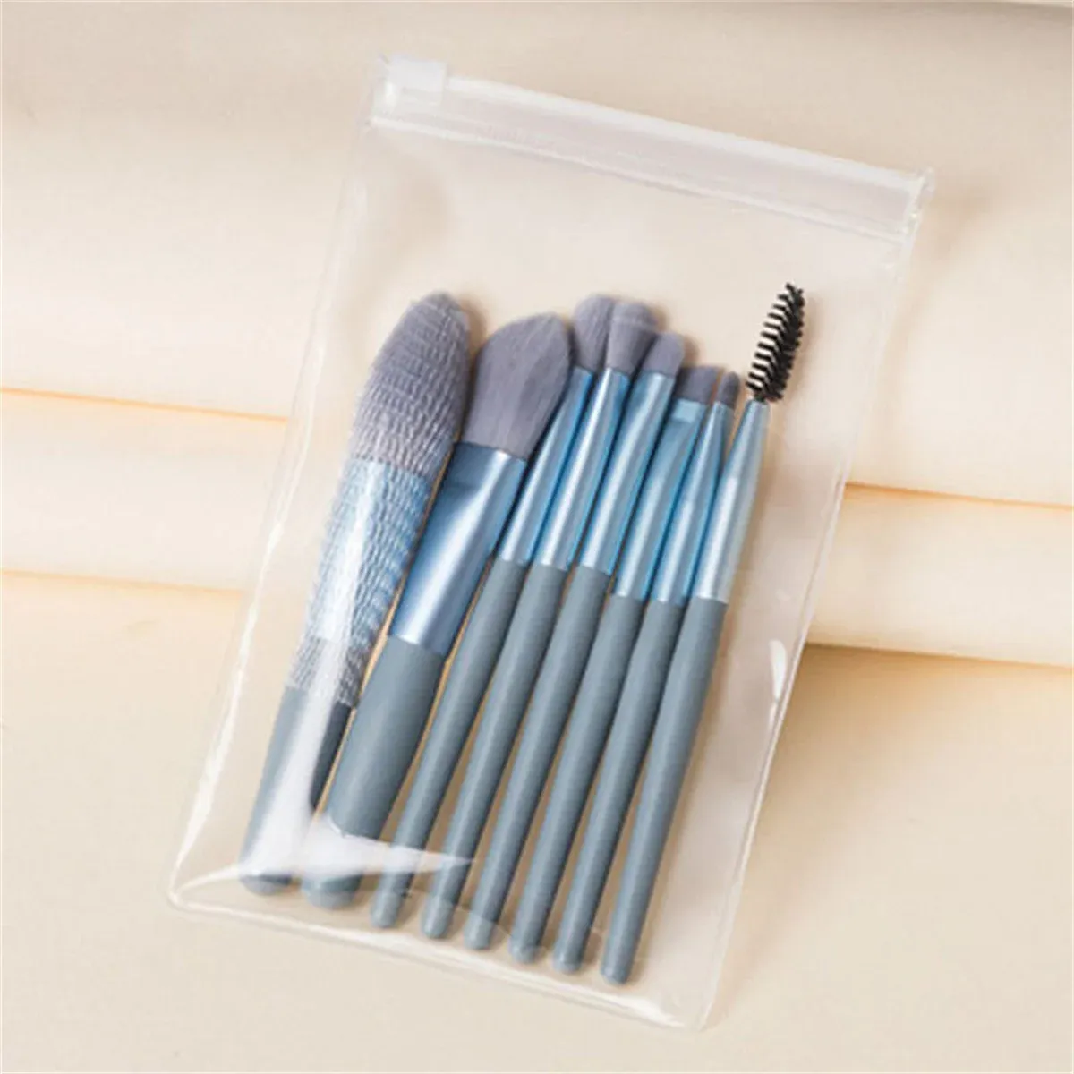 Ensemble de 8 pinceaux de maquillage doux et moelleux pour fond de teint, blush, poudre et fard à paupières 9