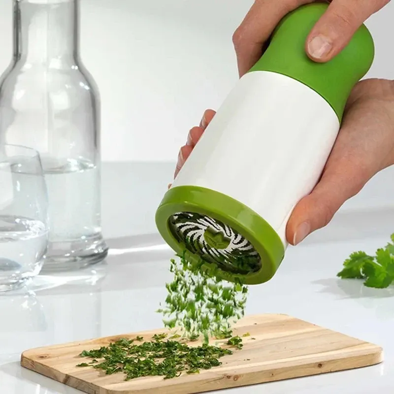 Hachoir manuel à herbes et épices