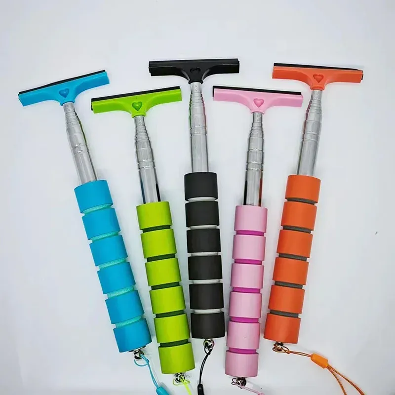 Outil de nettoyage de vitres de voiture