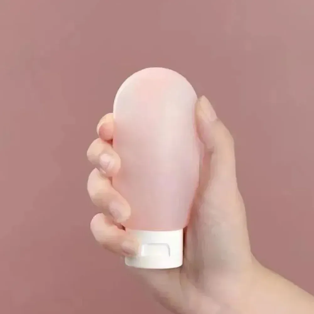 Bouteille rechargeable en silicone, vue d'ensemble