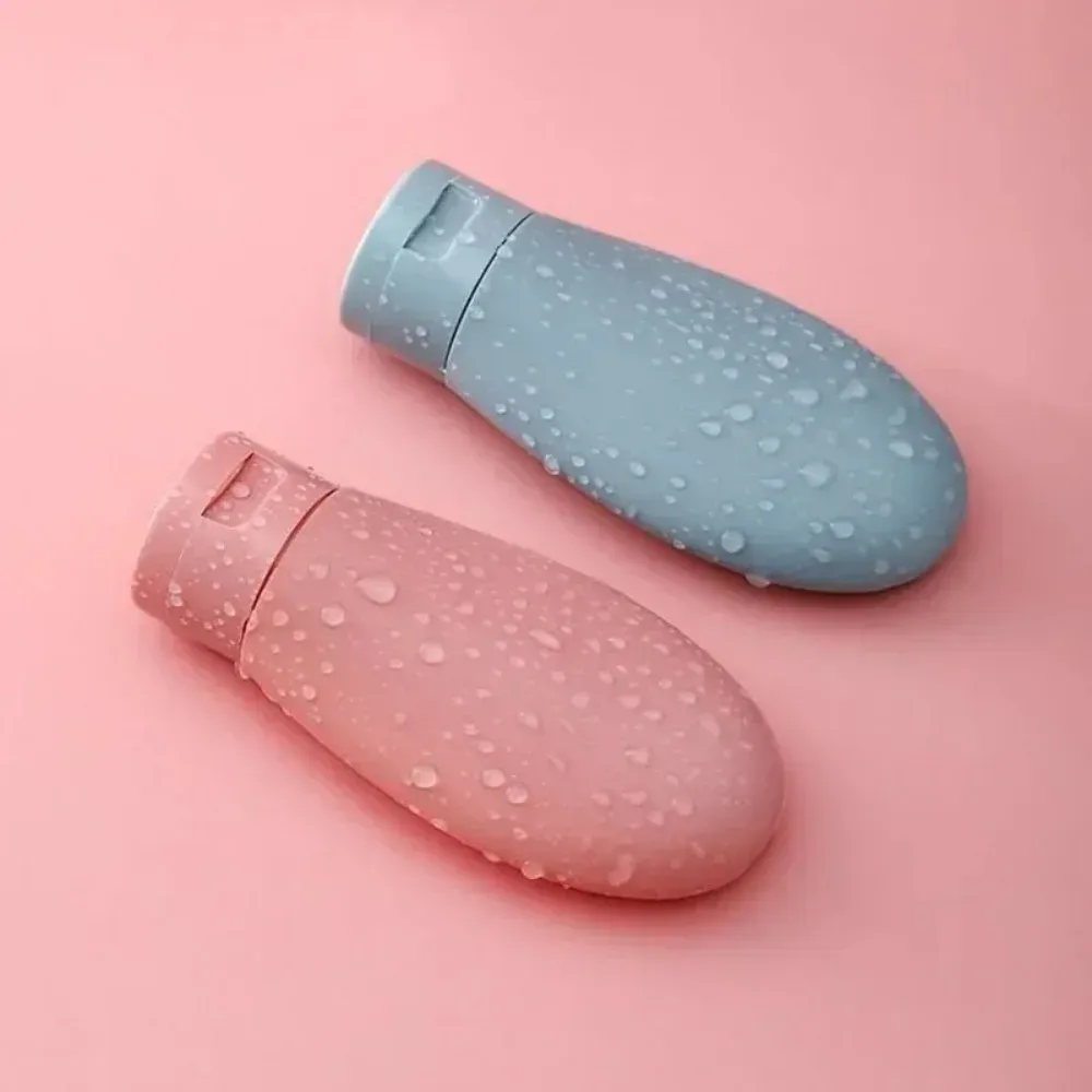Bouteille rechargeable en silicone, vue latérale