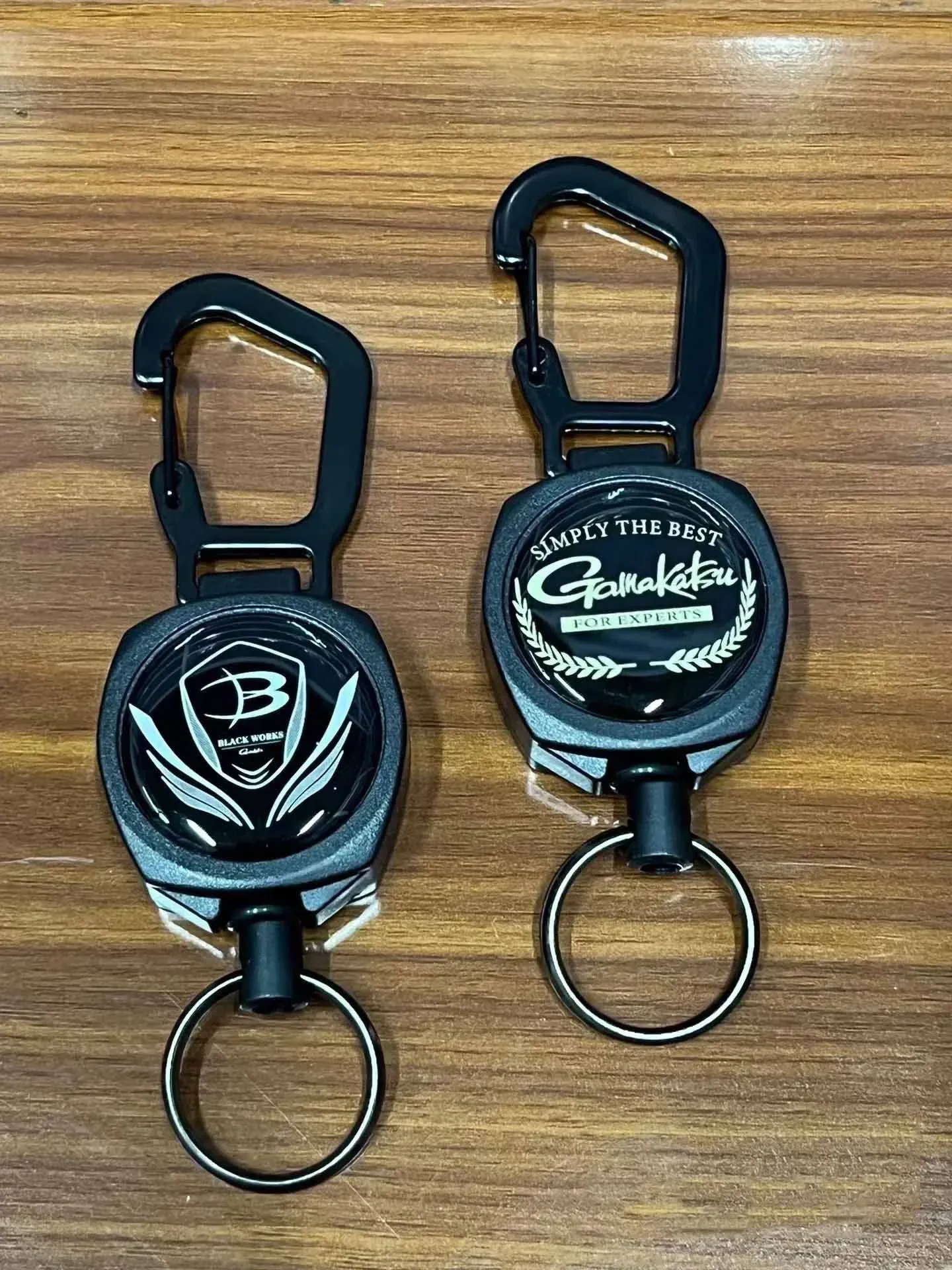 Porte-badge rétractable JOReel, détail du clip