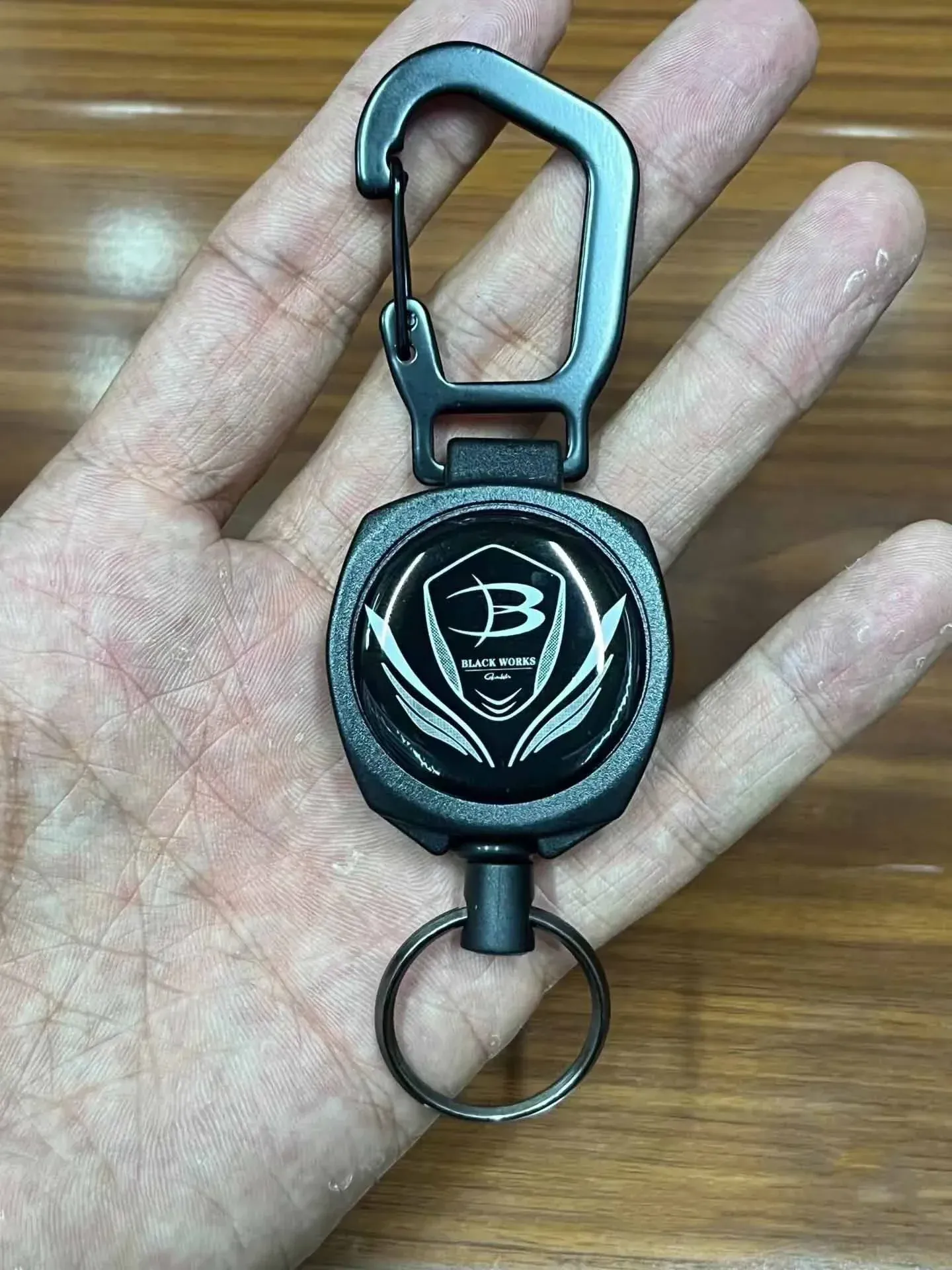 Porte-badge rétractable JOReel, vue rapprochée