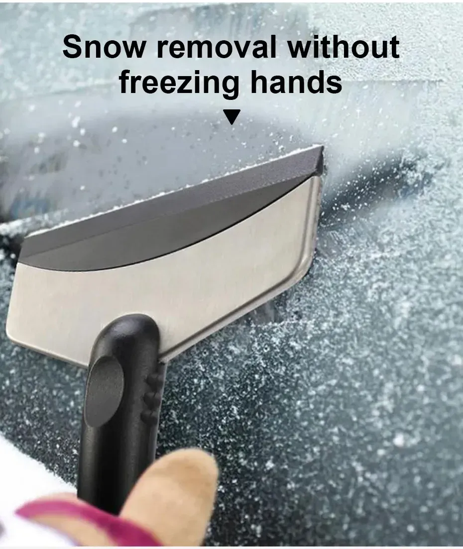 Grattoir à glace utilisé pour dégager la neige d'un pare-brise