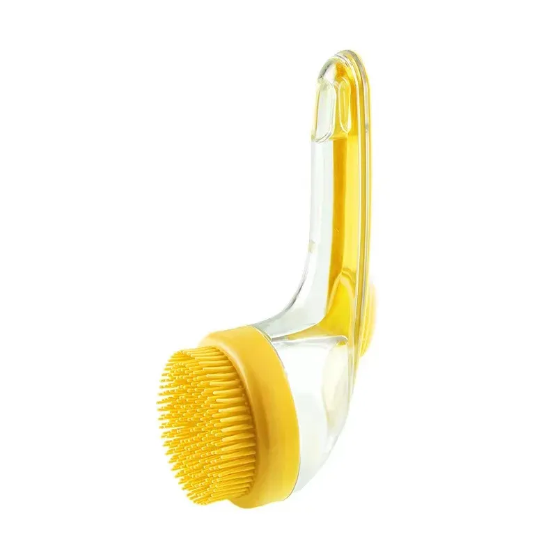 Brosse de bain pour animaux de compagnie en silicone souple à manche long avec distributeur de shampoing 9