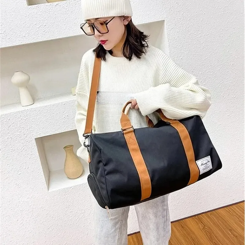 Sac de sport de voyage portable pour fitness, bagage de courte distance, à épaule et bandoulière, avec sac de poitrine et sac de week-end 4